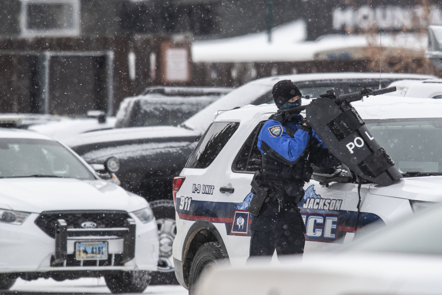 Town Creek Apartments standoff